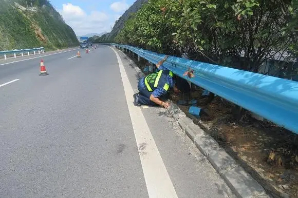 邵阳高速路波形护栏