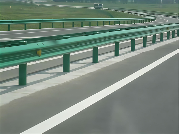 邵阳高速护栏板守护安全广泛应用于多个行业